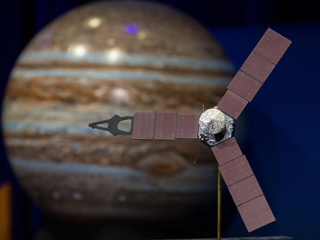 (Scheda) Spazio: con Juno a caccia dei segreti di Giove