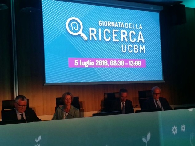 Ricerca: Lorenzin, cambiamo approccio mettendo in rete strutture
