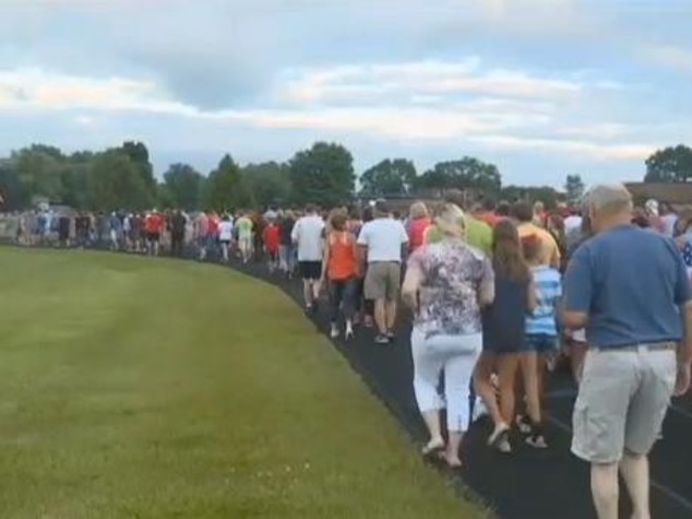 Veglia di amici e parenti in Wisconsin per l'ultimo saluto a Beau