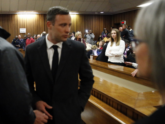 Sud Africa: uccise Reeva, sei anni a Oscar Pistorius