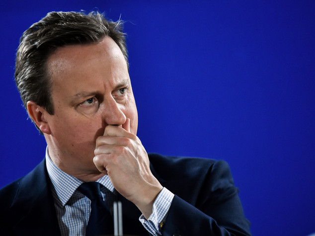 L'ex premier britannico Cameron si dimette da deputato