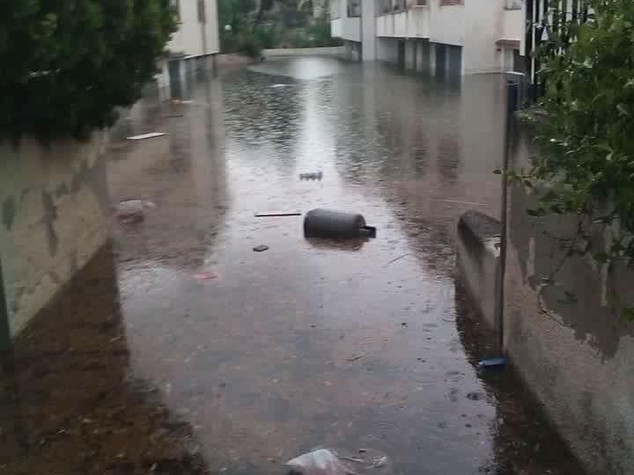 Maltempo: vigili del fuoco al lavoro nel Gargano dopo allagamenti