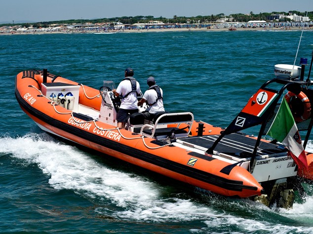 Sicurezza: continuano controlli interforze su litorale Ostia