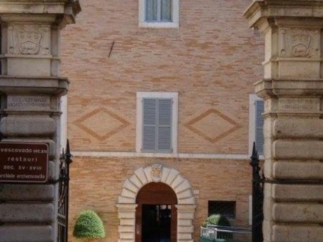 Due arresti per le bombe contro le chiese a Fermo