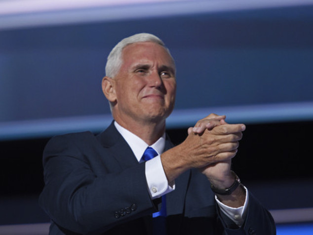 Pence si presenta, "sono cristiano e conservatore"