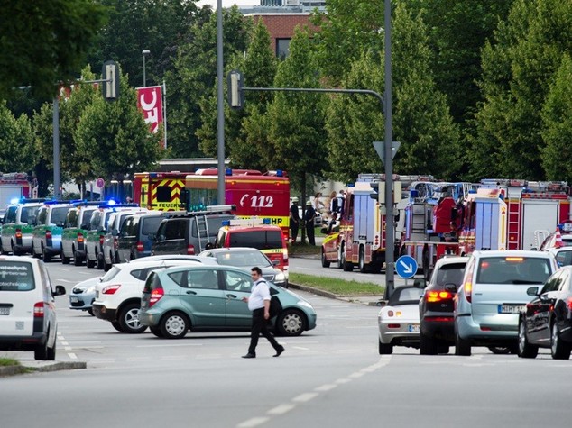 Sparatoria centro commerciale a Monaco, sei morti - DIRETTA