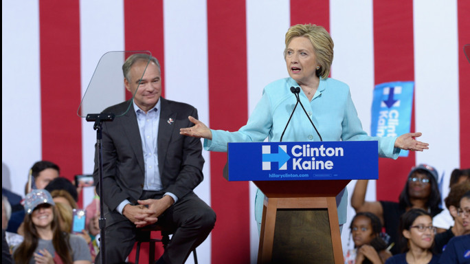 La 'guerra sporca' di Hillary a Sanders avvelena la Convention