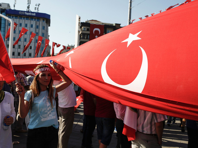 Golpe in Turchia, mandato d'arresto per 42 giornalisti