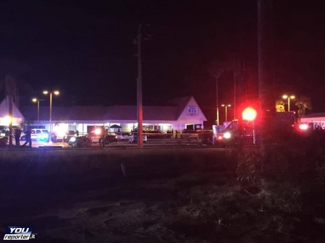 Sparatoria in Florida: 50 colpi contro gruppo, 7 feriti