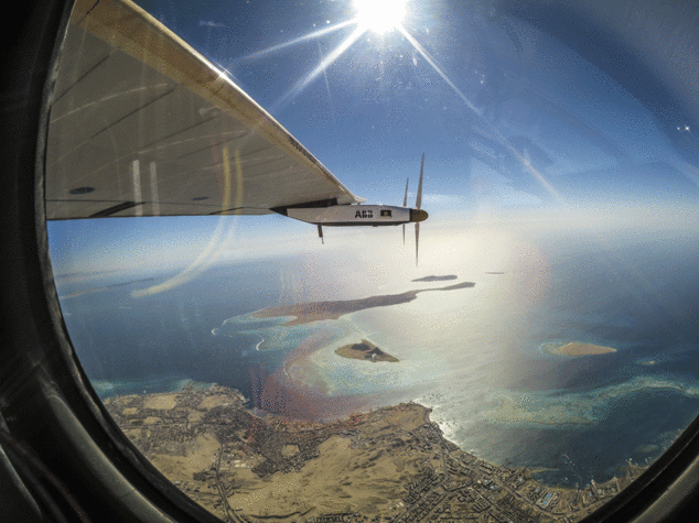 Solar Impulse: e' il primo aereo solare ad aver fatto giro mondo - Foto