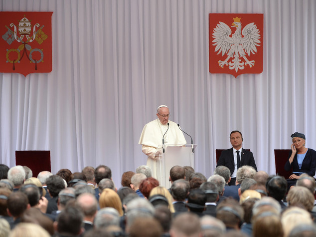Papa, il mondo è in guerra ma non di religione