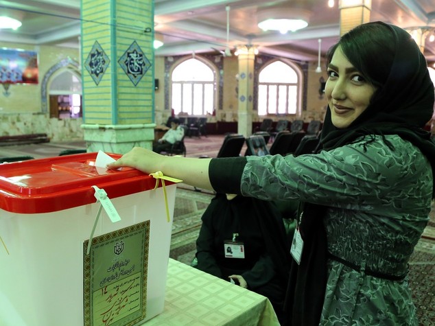 Iran: le prossime elezioni presidenziali il 19 maggio 2017