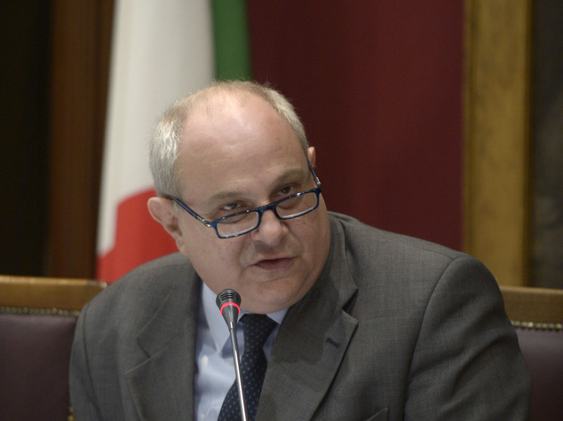 Cooperazione: Giro, puntiamo a investire 0,25% Pil entro l'anno