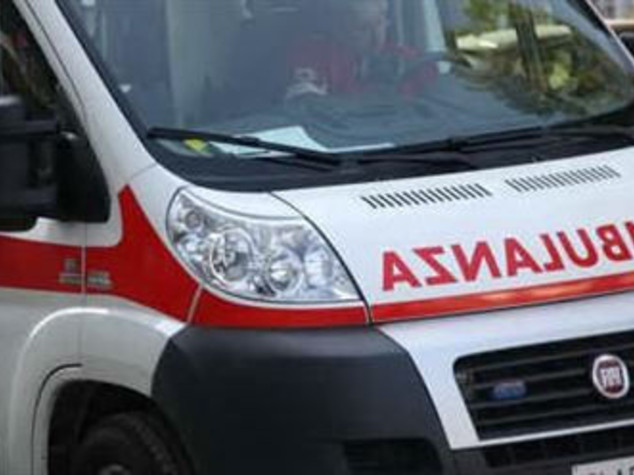 Tragedia in piscina nel Cuneese, morto ragazzo 13 anni