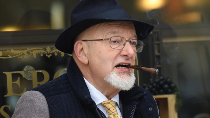 "Hanno abusato del cognome Renzi"