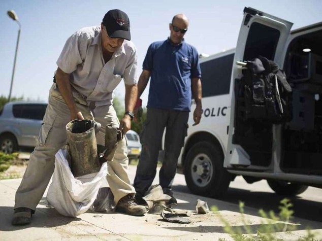 Gaza militants launch 16 rockets into southern Israel