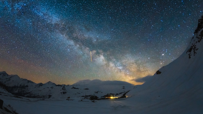 Un deserto di stelle oltre il centro della Via Lattea