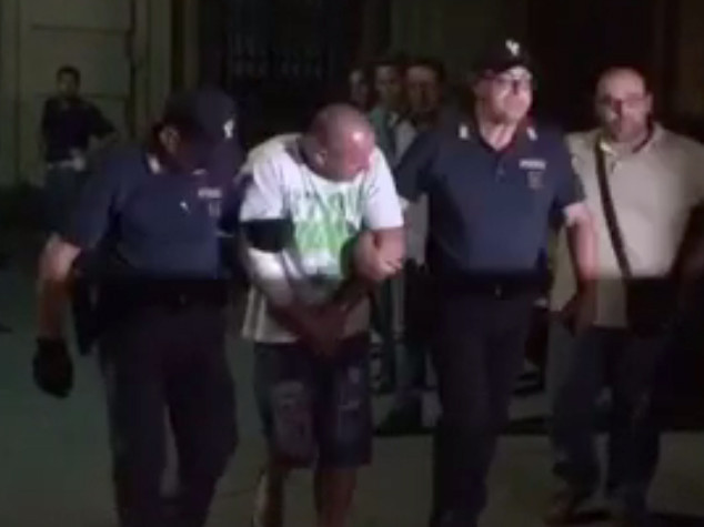 Morta la donna data alle fiamme a Lucca - Video
