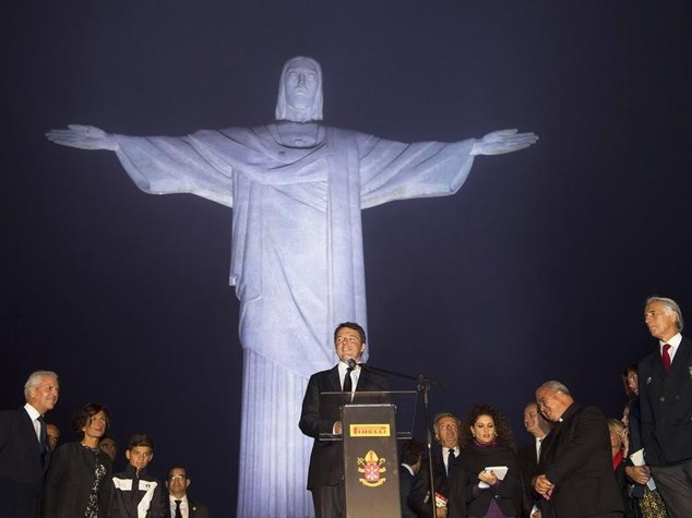 Renzi e Malago' a Casa Italia "sport e' fratellazna"