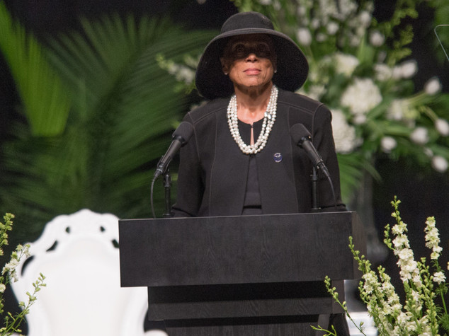 Ricerca: anche vedova Muhammad Ali con Bocelli a evento benefico