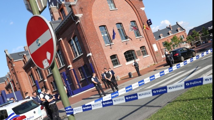 Isis rivendica attacco con machete a Charleroi
