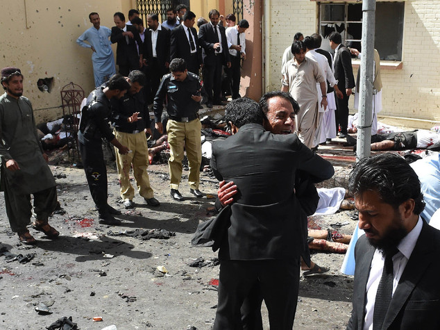 Pakistan, Isis rivendica attentato a ospedale Quetta