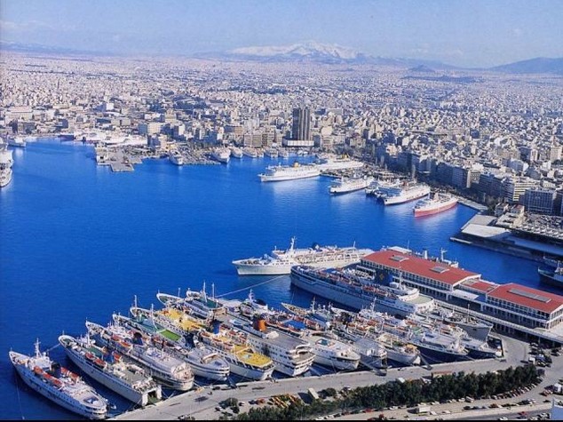 Cinese Cosco finalizza acquisizione del Pireo
