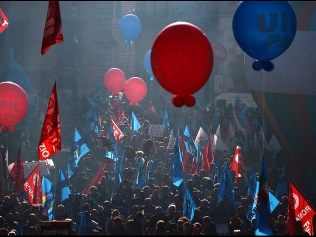 Sciopero Cgil-Uil: "adesioni sopra 60%". Camusso, non ci fermiamo