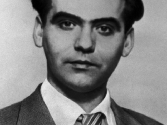 Giudice riapre caso Garcia Lorca, "crimine contro l'umanità"