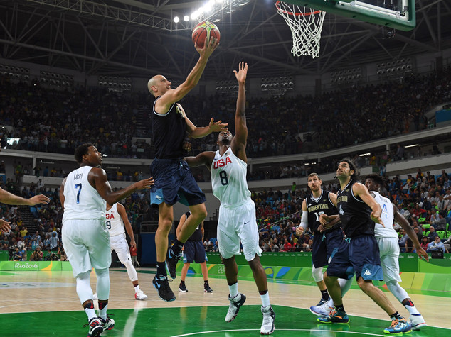 Basket: show Usa, si chiude l'era Argentina