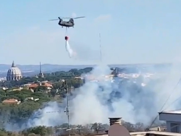 Emergenza incendi a Roma