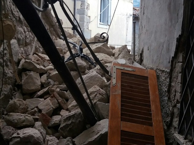 Nuova scossa magnitudo 4.9