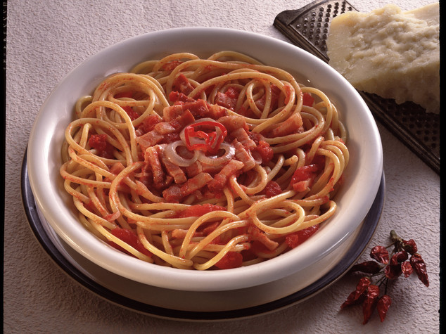 Terremoto, "due euro in beneficenza per ogni amatriciana"