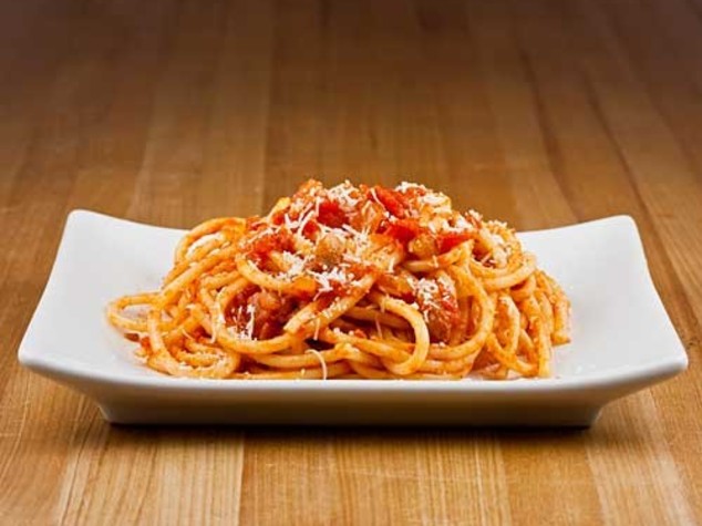 Amatriciana solidale a Roma, camerieri devolvono mance