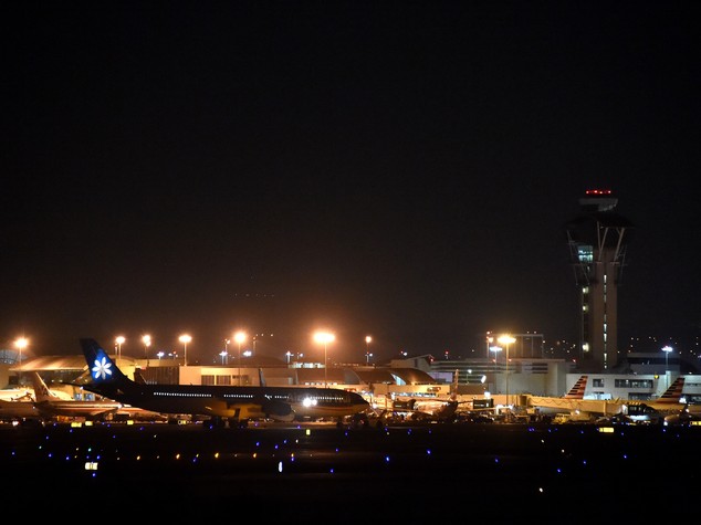 Evacuato scalo di Los Angeles per falso allarme spari