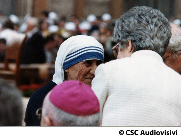 Madre Teresa e Chiara Lubich, amiche nel segno della carità