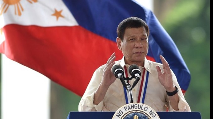 Filippine, Duterte "consiglieri militari Usa via dal sud"