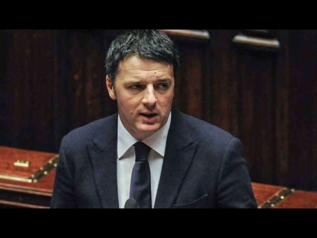 Curro' lascia M5S, Renzi "Collaborate o andrete in pezzi"