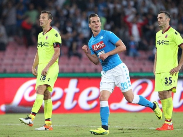Da Super-Milik al tonfo Juve, l'ironia si scatena su Twitter