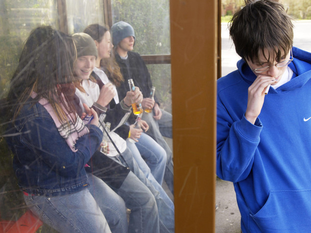 Giovani italiani fumatori record... e non solo tabacco