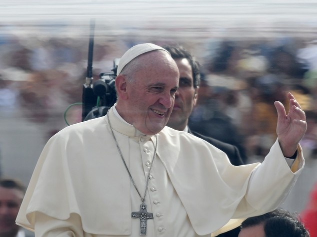 Papa: incontra sindaco Taranto, "preghero' per la vostra citta'"