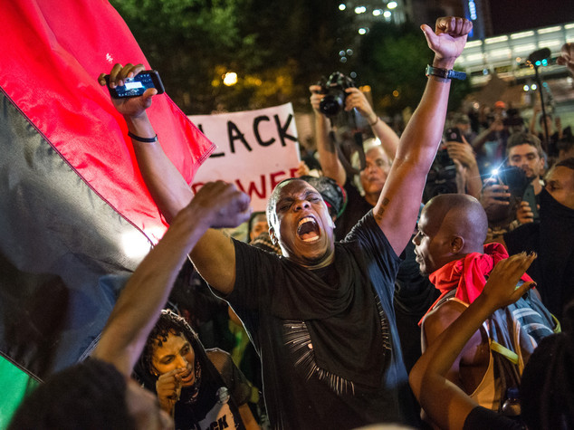 Nuovi scontri a Charlotte dopo morte di un manifestante
