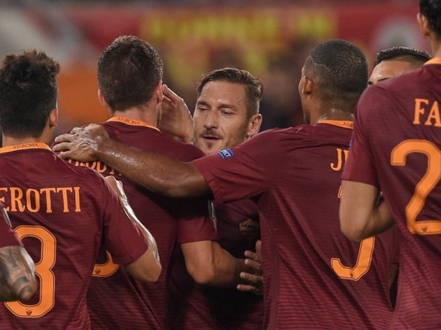 In Europa League Roma rompe il ghiaccio, 4-0 all'Astra Giurgiu