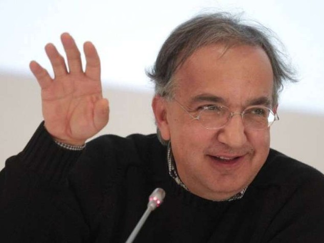 Marchionne: io 'sola'? Detto da uno scarparo e' un complimento