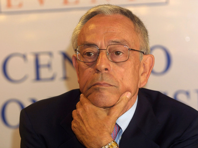 Revocati 6 vitalizi, anche Toni Negri e Cesare Previti