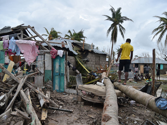 Matthew devasta i Caraibi, oltre 300 morti