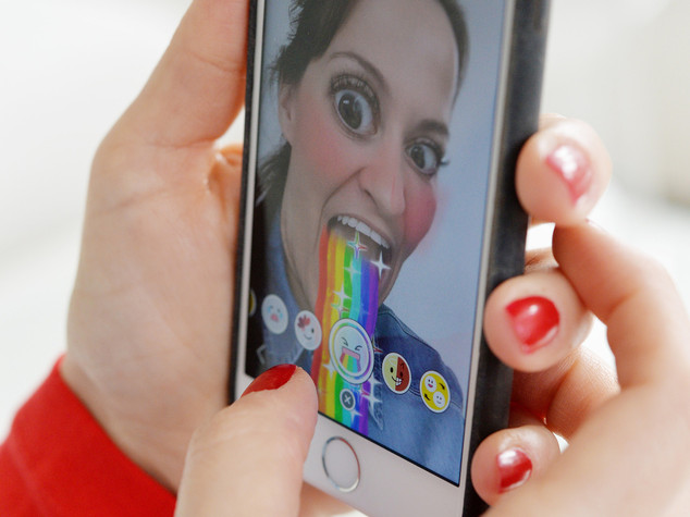 Snapchat: i bilanci in rosso e le altre crepe con cui si presenta a Wall Street