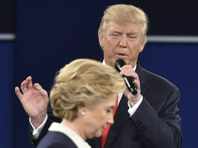 Dopo video sessista Clinton stacca Trump di 11 punti