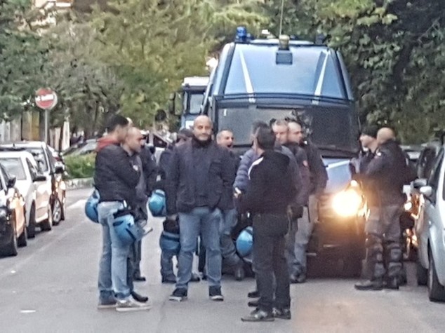 Roma, sigilli al centro sociale "Corto circuito"