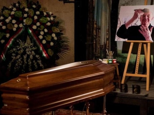 Dario Fo, omaggio con polemiche